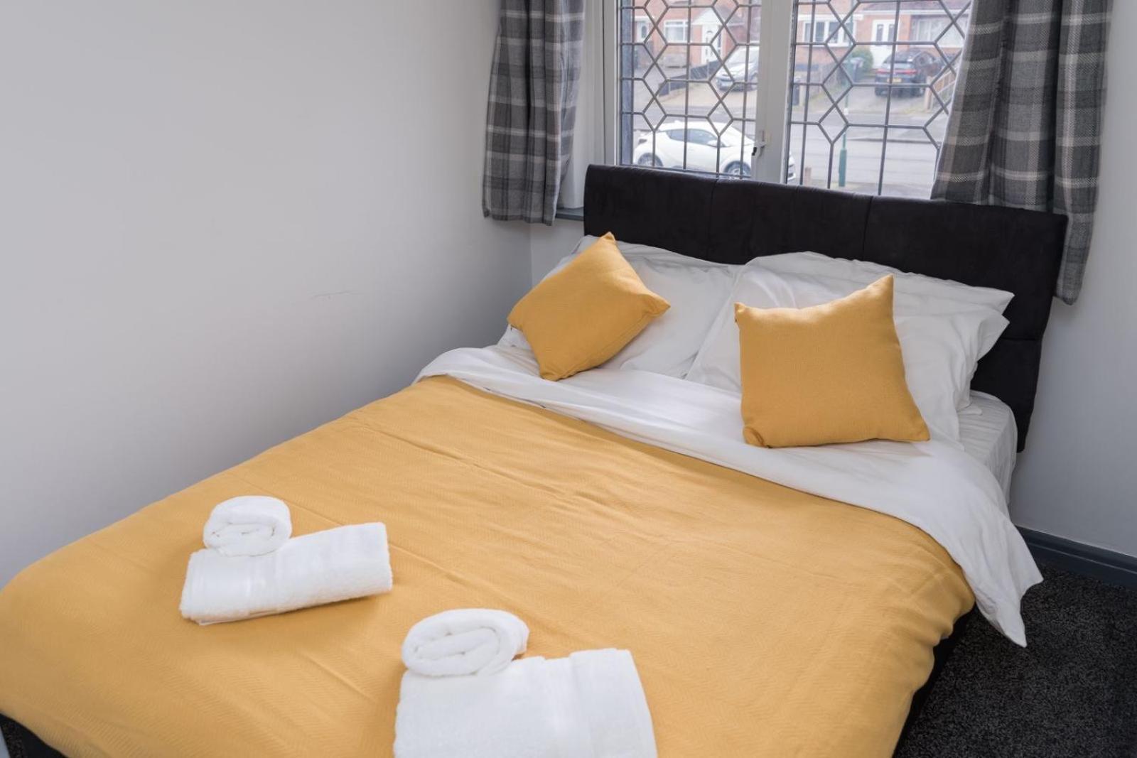 Holiday home 4 Bedroom Cosy Birmingham