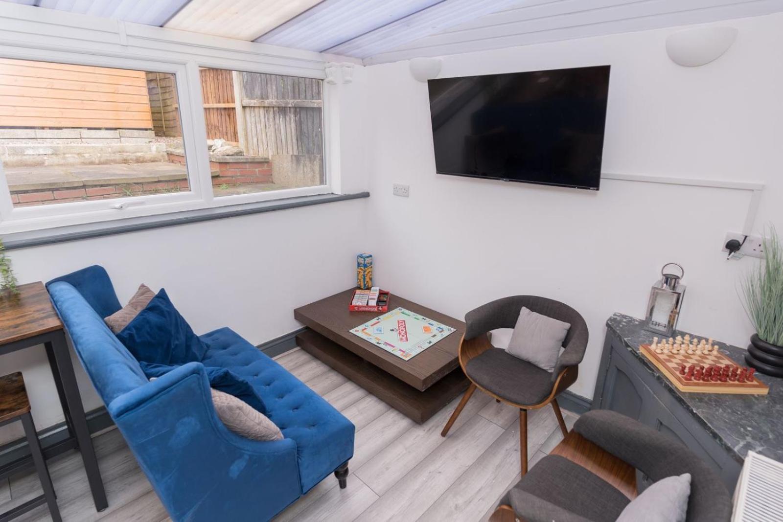 Holiday home 4 Bedroom Cosy *